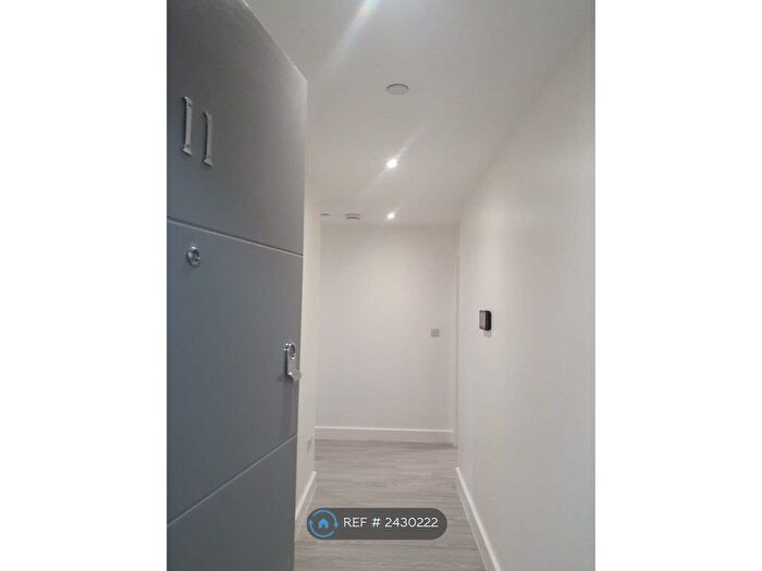 1 Bedroom Flat To Rent In Laybrook House, Sidcup, DA14