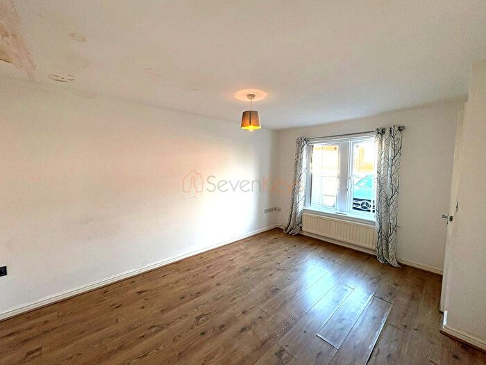 3 Bedroom Property To Rent In The Ridings, Catchgate, Stanley, DH9