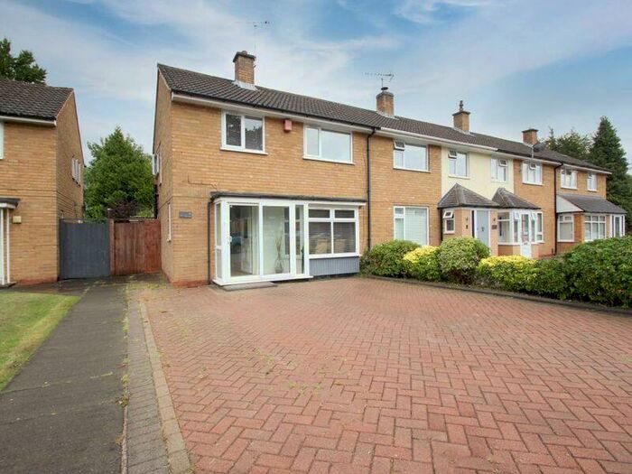 3 Bedroom End Of Terrace House To Rent In Lode Lane, Solihull, B91
