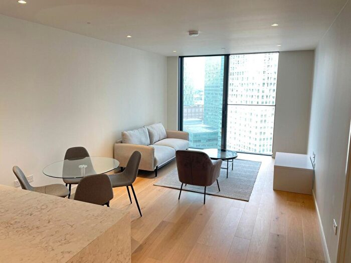 1 Bedroom Apartment For Sale In Marsh Wall，, E14