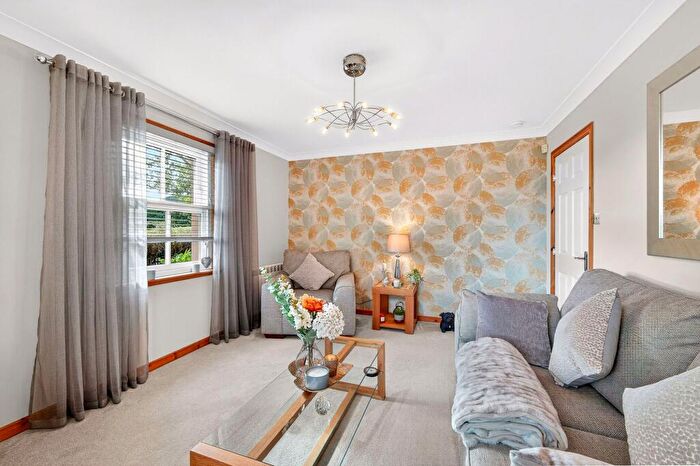 2 Bedroom Property For Sale In Watson Green, Livingston, EH54