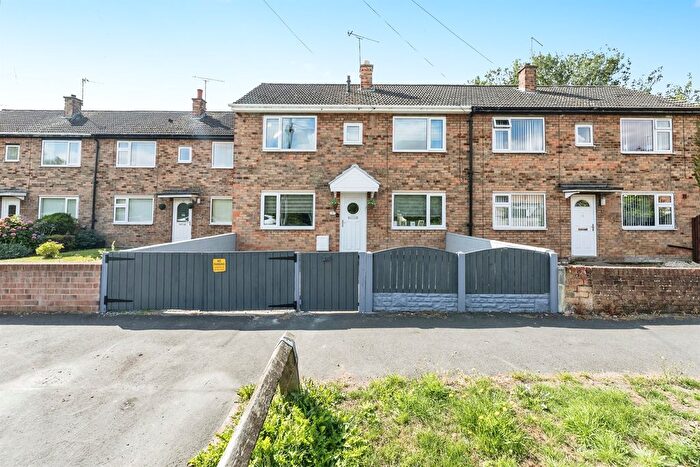 3 Bedroom Terraced House For Sale In The Island, Knottingley, WF11
