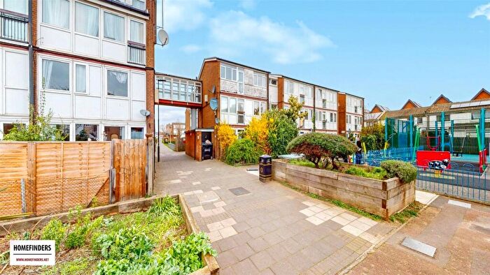 1 Bedroom Apartment For Sale In Hamfrith, Stratford, E15