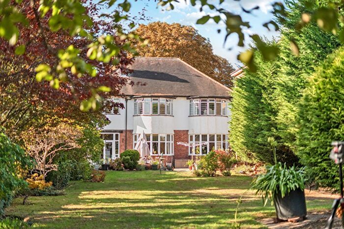 4 Bedroom Detached House For Sale In West Park, Eltham, SE9