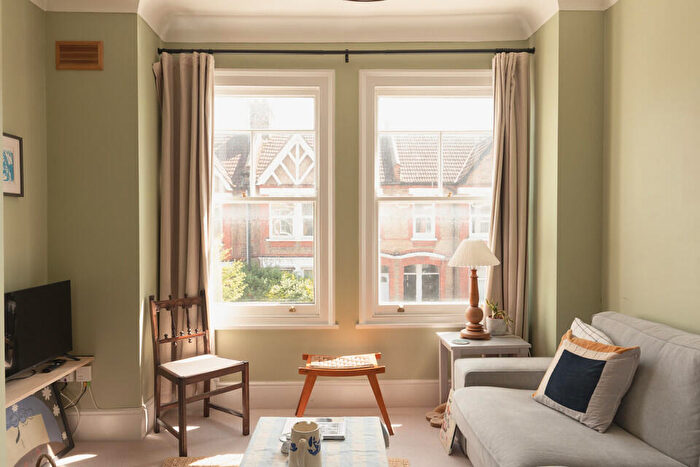 2 Bedroom Flat For Sale In Surrey Road, Nunhead, SE15