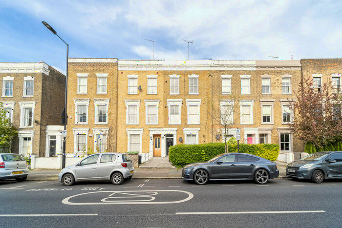 1 Bedroom Apartment For Sale In Southgate Road, De Beauvoir, London, N1