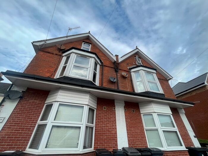1 Bedroom Flat To Rent In , Windham Road, Springbourne, BH1