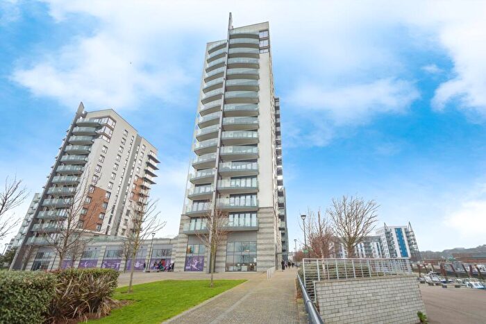 1 Bedroom Apartment For Sale In Pegasus Way, Gillingham, ME7