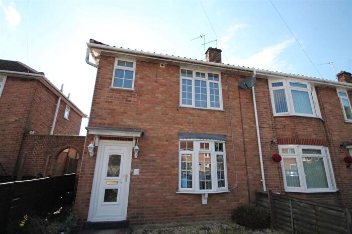4 Bedroom Semi Detached House To Rent In Beverley Road, Norwich, Norfolk, NR5