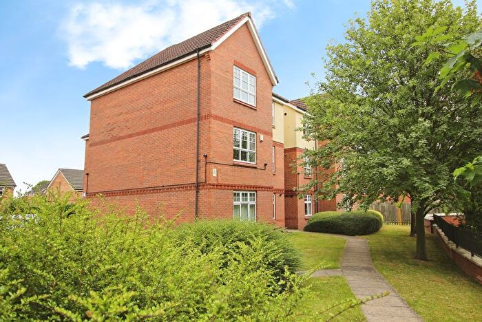 2 Bedroom Flat For Sale In Mill Chase Road, Wakefield, West Yorkshire, WF2