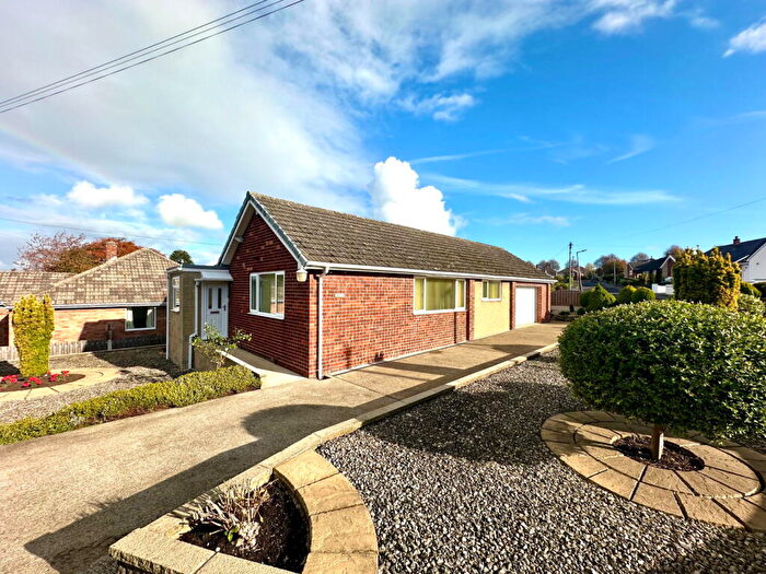2 Bedroom Detached Bungalow For Sale In Rowan Drive, Barnsley, S75