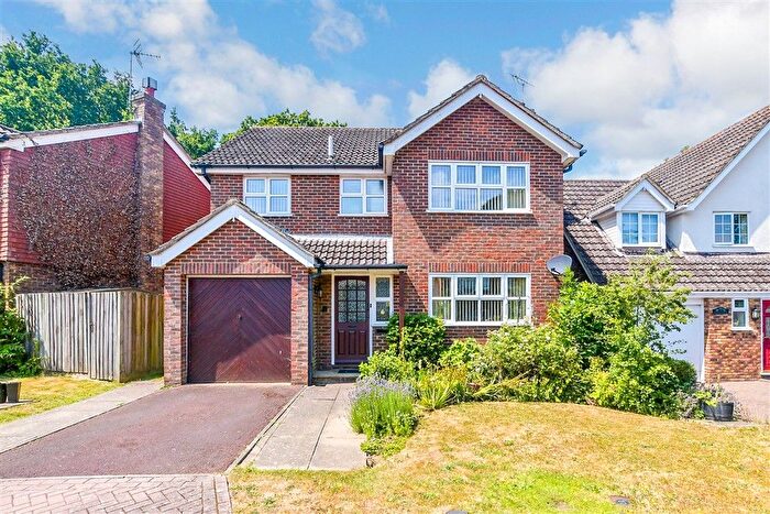 4 Bedroom Detached House For Sale In Rogersmead, Tenterden, Kent, TN30