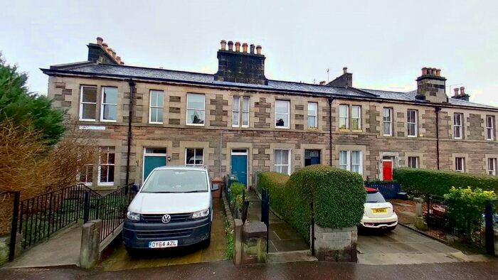 2 Bedroom Flat To Rent In Shandon Place, Edinburgh, EH11