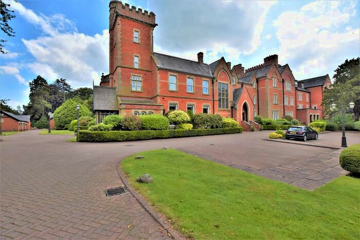 3 Bedroom Penthouse For Sale In Lodge Lane, Singleton, FY6