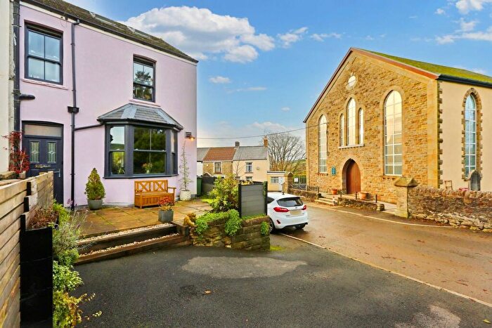 3 Bedroom Semi-Detached House For Sale In Ffordd Y Capel, Efail Isaf, Pontypridd, CF38