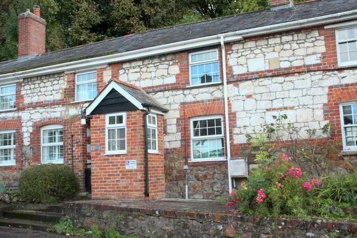 1 Bedroom Cottage To Rent In Oxford Street, SN8