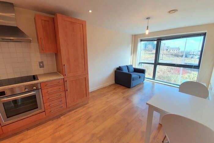 1 Bedroom Flat To Rent In East Street, Leeds, LS9