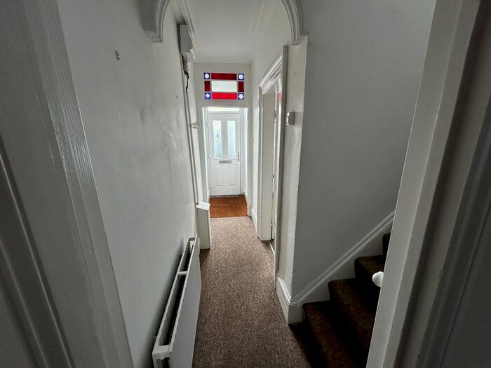 2 Bedroom End Of Terrace House To Rent In Merrywood Close, Southville, Bristol, BS3