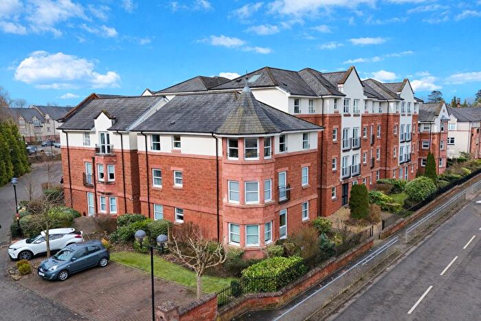 2 Bedroom Flat For Sale In Castle Court, Bothwell, G71