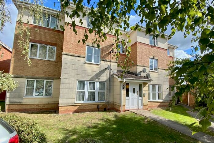 2 Bedroom Ground Flat To Rent In Barton/Tredworth, Gloucester, GL1