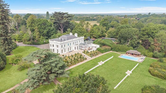 6 Bedroom Equestrian Facility For Sale In Burghfield Common, Reading, Berkshire, RG7