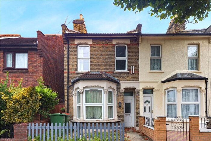 3 Bedroom Terraced House For Sale In Nine Acres Close, London, E12