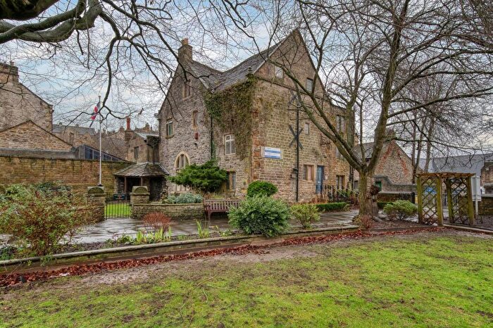 5 Bedroom Character Property For Sale In Bath Street, Bakewell, DE45