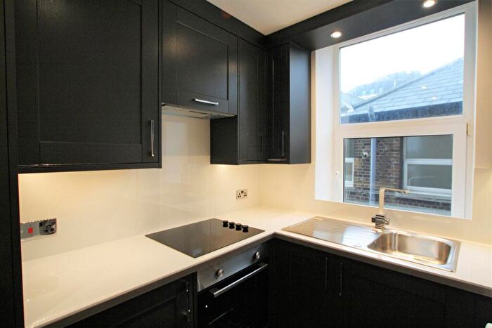 Apartment To Rent In Windsor Street, Brighton, BN1