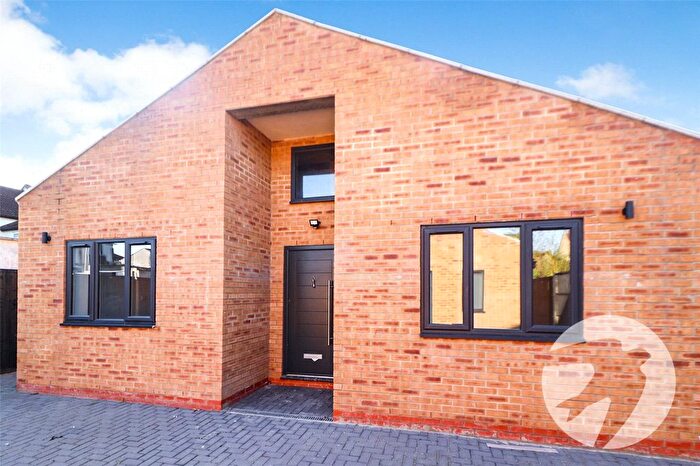 2 Bedroom Bungalow To Rent In Mill Road, Erith, DA8