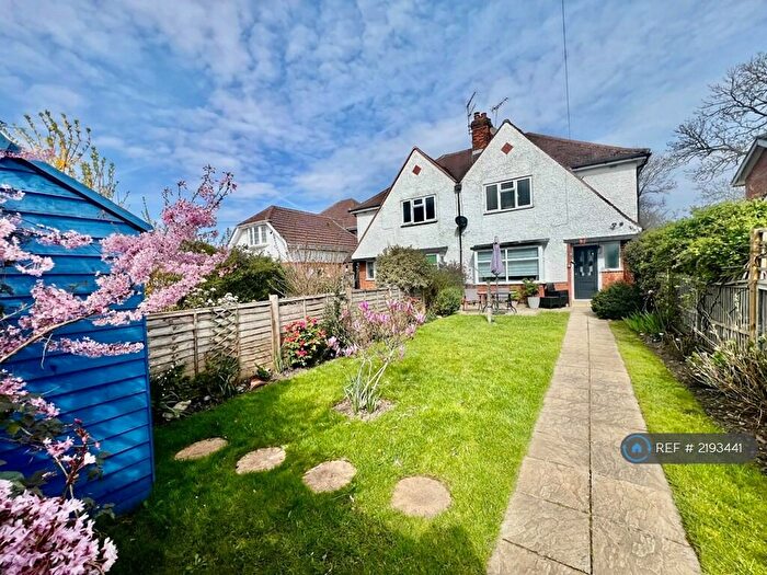 2 Bedroom Flat To Rent In Mount Pleasant Lane, Bricket Wood, St. Albans, AL2