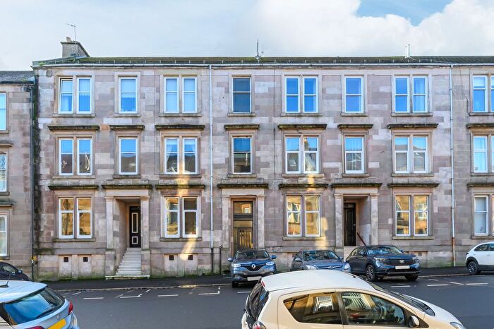 3 Bedroom Flat For Sale In Ardgowan Street, Greenock, PA16