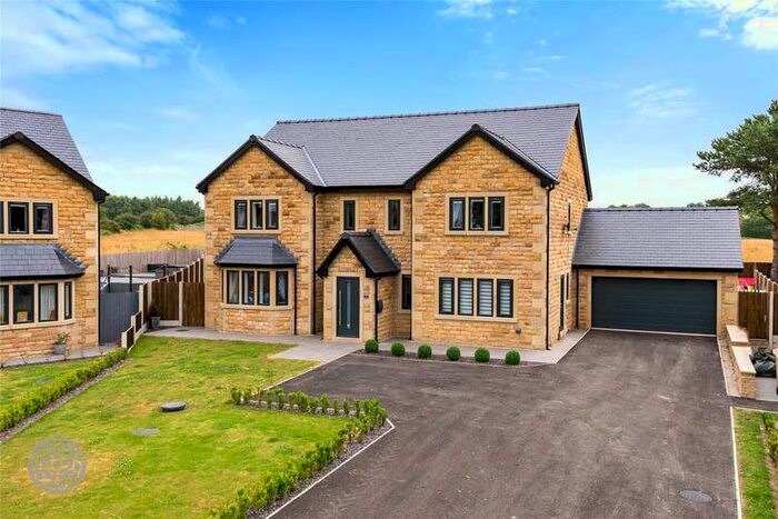 5 Bedroom Detached House To Rent In Dobb Brow Road, Westhoughton, Bolton, Greater Manchester, BL5
