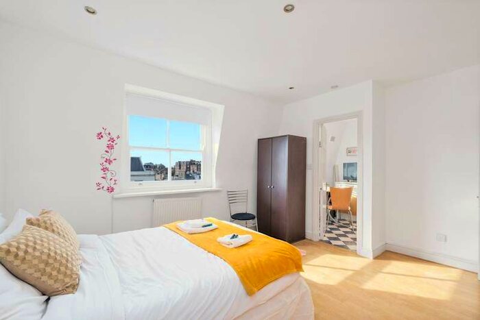 2 Bedroom Flat To Rent In 44 Inverness Terrace, Baywater, London, W2