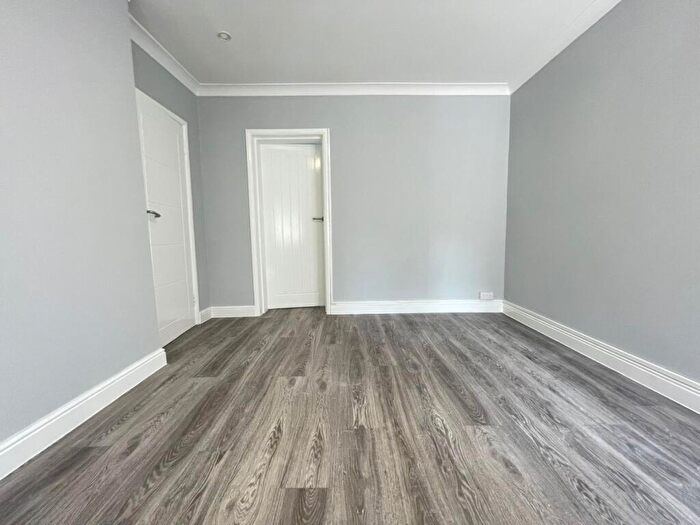 1 Bedroom Flat To Rent In Peel Road, Harrow, HA3