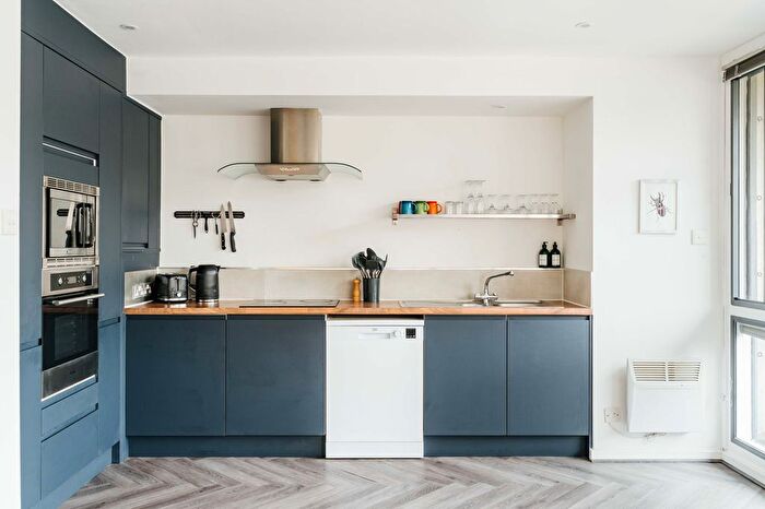 2 Bedroom Property For Sale In Claredale Street, Keeling House Claredale Street, E2