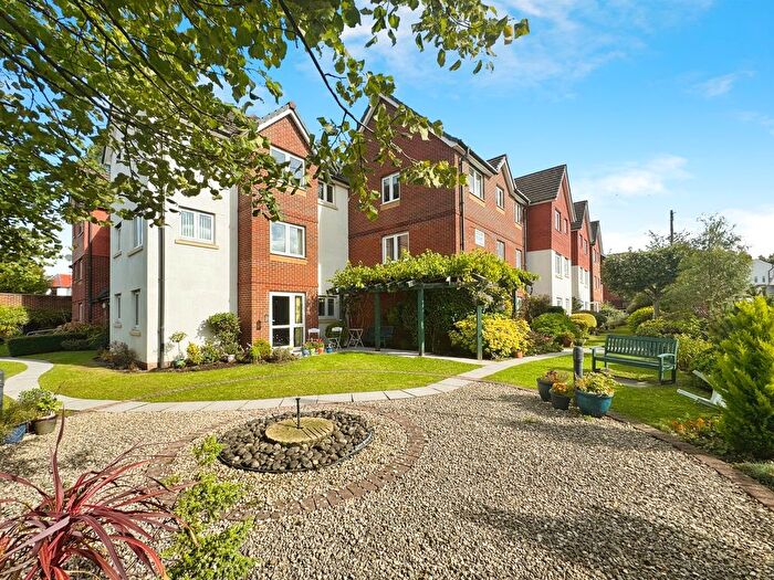 1 Bedroom Flat For Sale In Fidlas Road, Llanishen, Cardiff, CF14