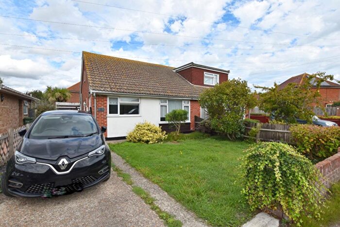 2 Bedroom Semi-Detached Bungalow For Sale In Jefferstone Lane, St. Marys Bay, Romney Marsh, TN29