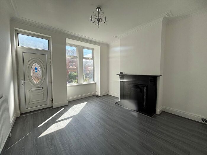 2 Bedroom End Of Terrace House For Sale In Sherwood Crescent, Rotherham, S60