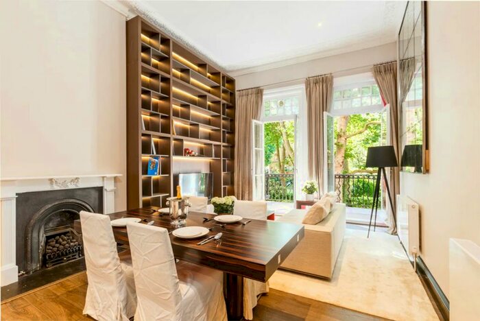 2 Bedroom Flat To Rent In Bramham Gardens, London, SW5