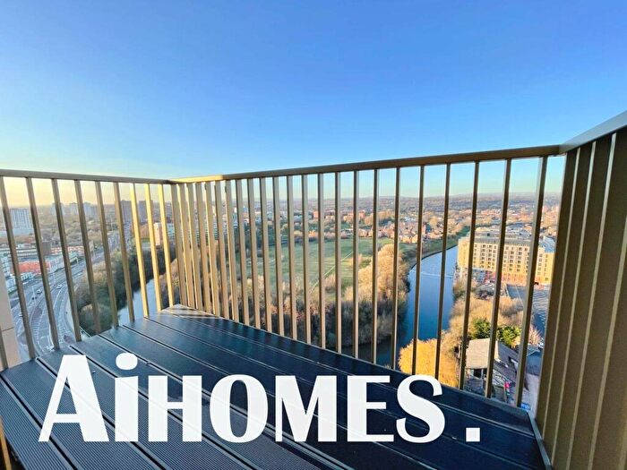 2 Bedroom Apartment To Rent In Local Crescent, Hulme Street, Salford, M5