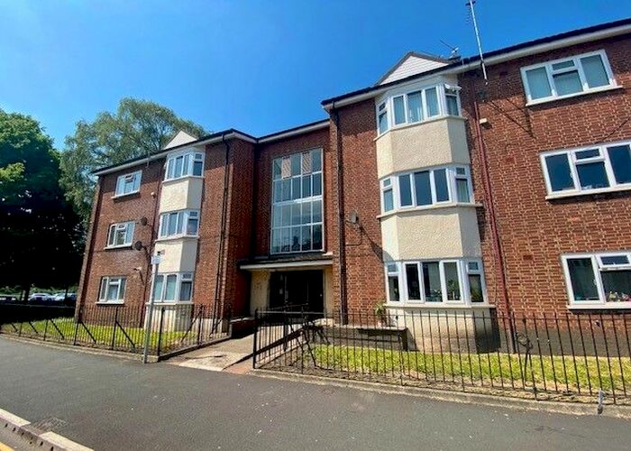2 Bedroom Flat To Rent In Cathays Terrace, Cathays, Cardiff, CF24
