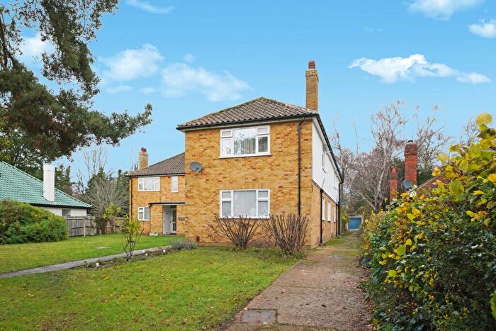 2 Bedroom Maisonette For Sale In St Augustines Avenue, South Croydon, CR2