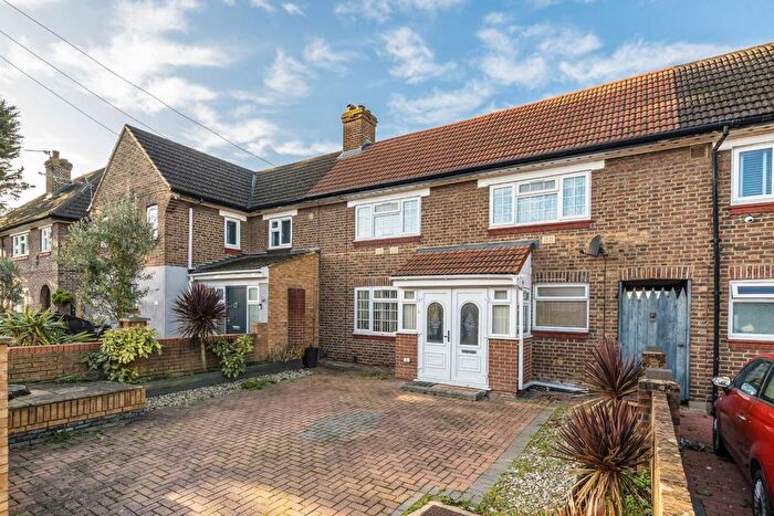 4 Bedroom Property To Rent In Kingswood Avenue, Hounslow, TW3