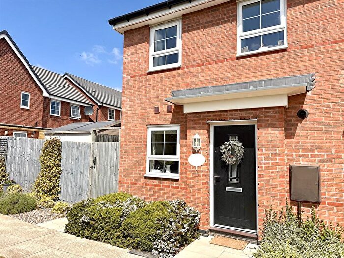 2 Bedroom Semi-Detached House To Rent In Darter View, Nuneaton, CV10