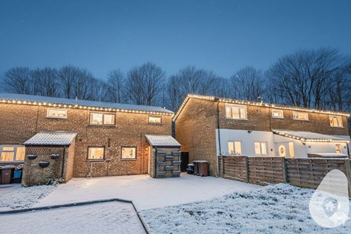 3 Bedroom Semi Detached House For Sale In Blenheim Way, Stevenage, Hertfordshire, SG2