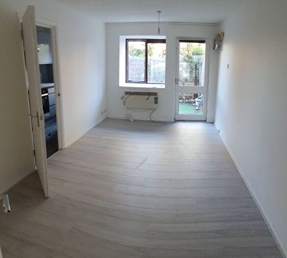 1 Bedroom Flat To Rent In Bakers Hill, London, E5