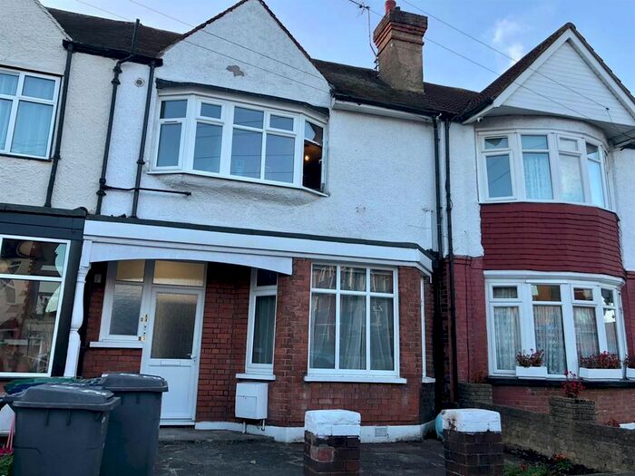 1 Bedroom Flat To Rent In Wroughton Terrace, Hendon, London NW4