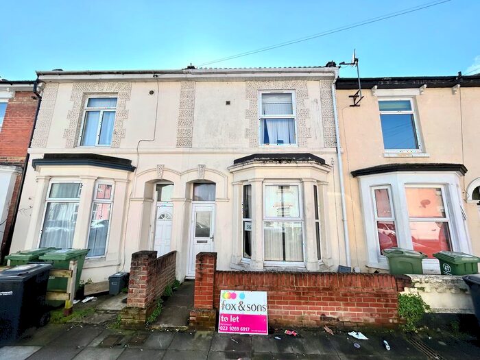 6 Bedroom Property To Rent In Hudson Road, Southsea, PO5