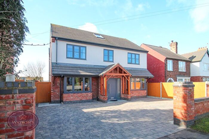 5 Bedroom Detached House For Sale In Newthorpe Common, Newthorpe, Nottingham, NG16