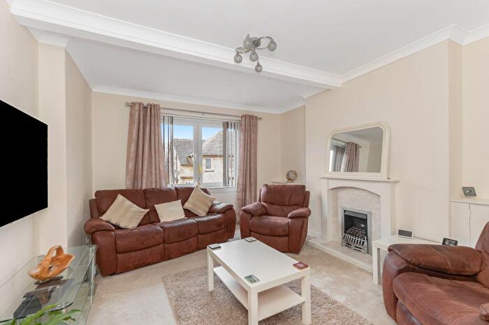 2 Bedroom Flat For Sale In Chesser Grove, Chesser, Edinburgh, EH14